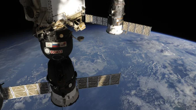 ТПК «Союз ТМА-09М». Вид из «Cupola»