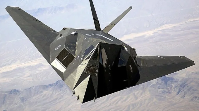 F-117 над пустыней