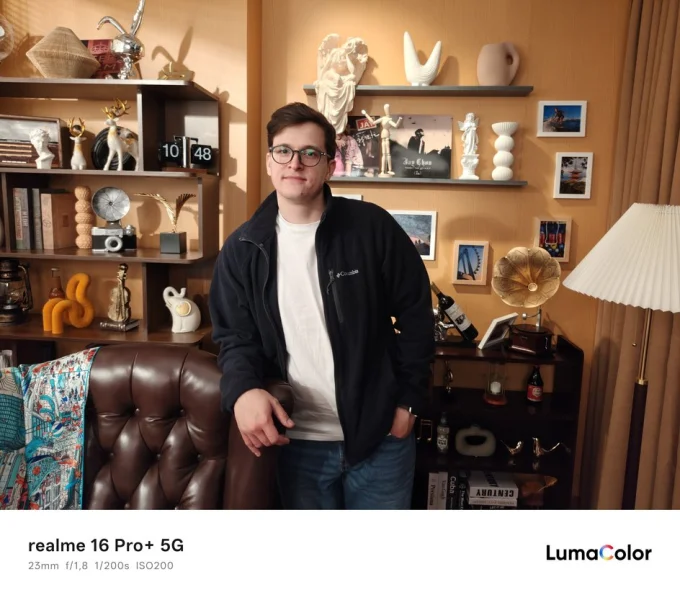 портрет на realme 16 Pro+