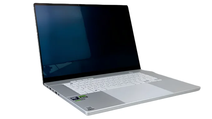 Ноутбук с видеокартой фирмы NVIDIA серия GeForce RTX 4070