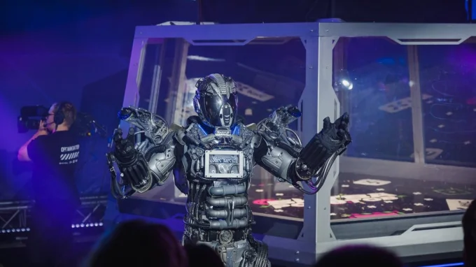 Кадр с третьего отборочного этапа «Битвы роботов» 2025