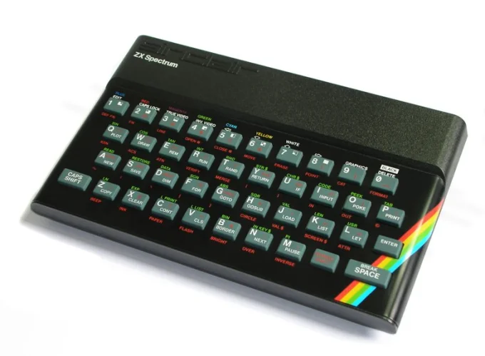 Фирменный ZX Spectrum 48 (1982 г.) 