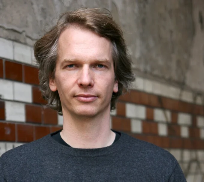 Арам Бартолл в 2011 году /Wikimedia, Eva Paulsen, CC BY 3.0