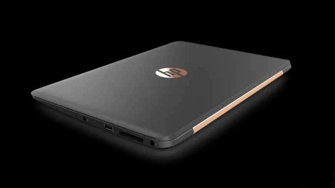 Ноутбук HP с закрытой крышкой