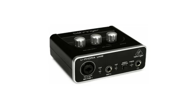 Звуковая карта BEHRINGER UM2