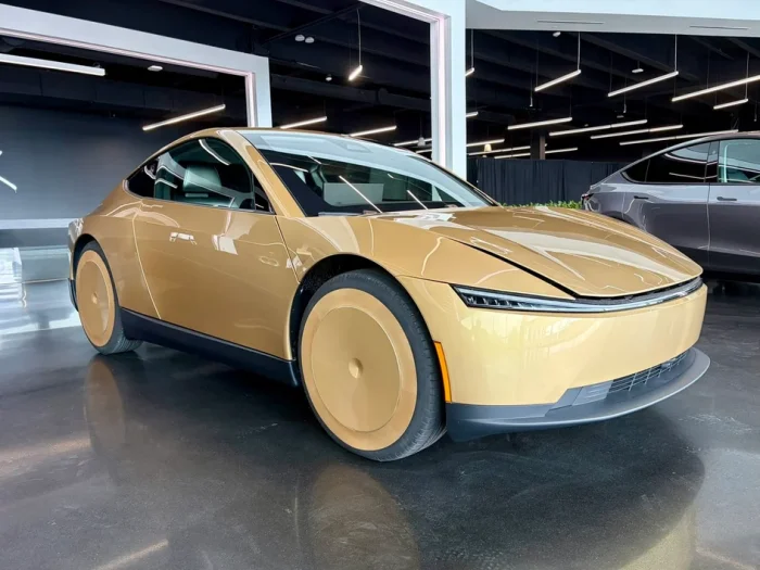 Tesla Cybercab дизайн