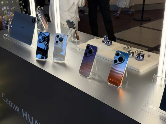 Смартфоны серии Huawei Pura 90s расцветки
