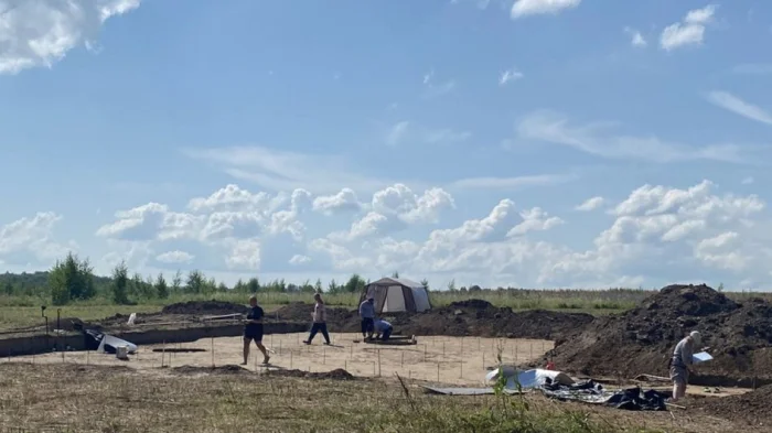 Вид на раскоп Звягинского могильника